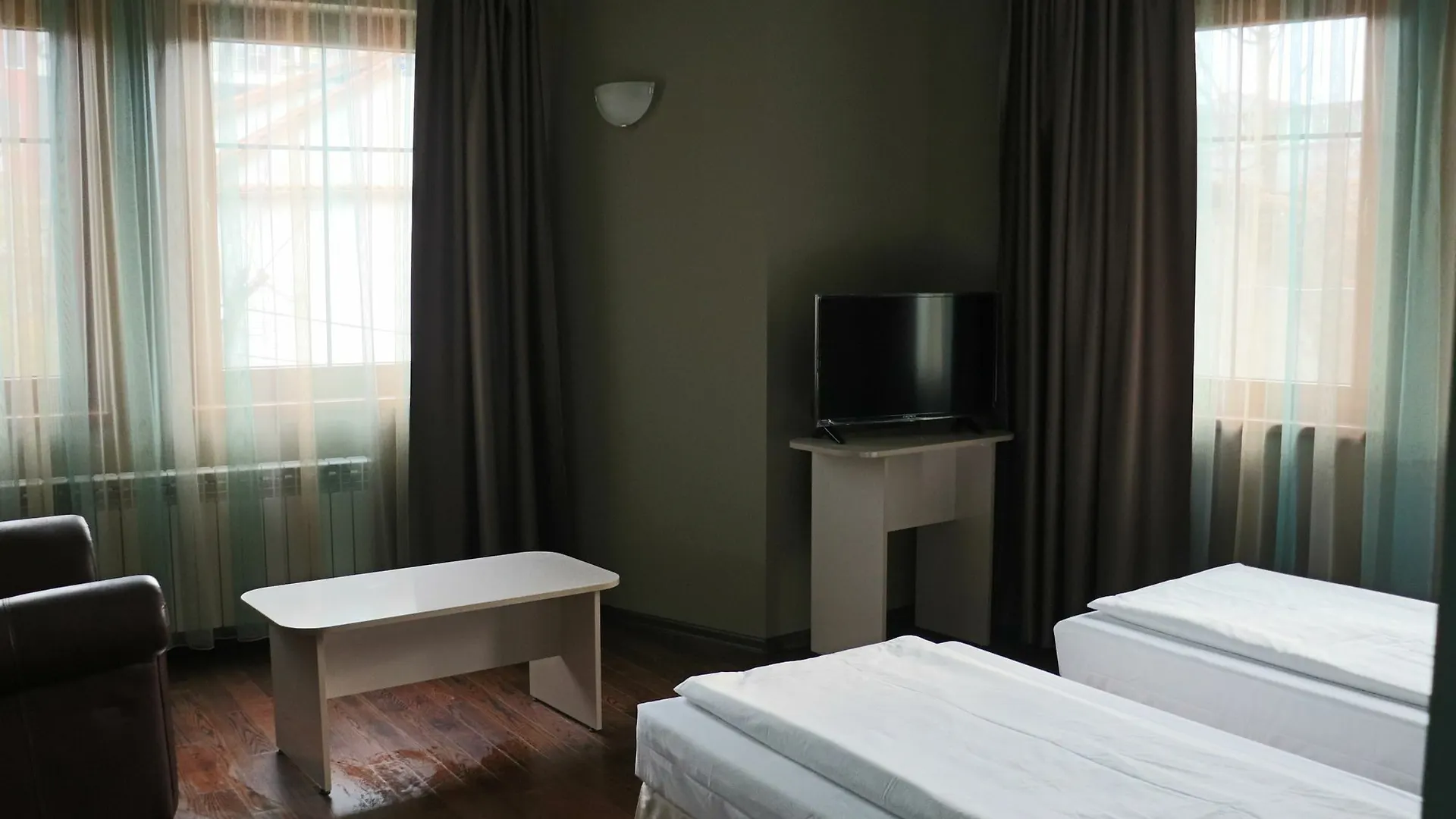 פלובדיב Roots Hotel And Wine Bar