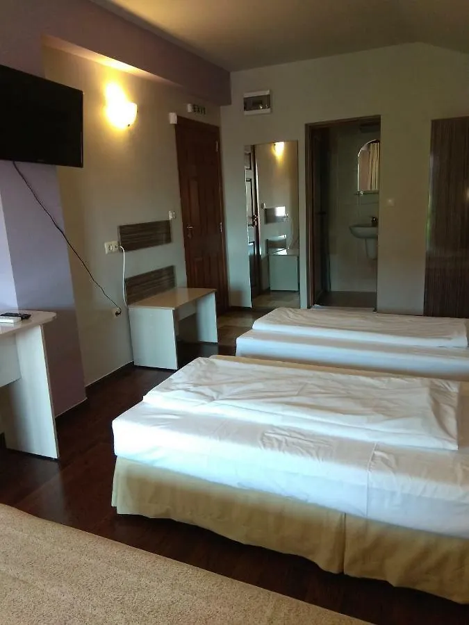 פלובדיב Roots Hotel And Wine Bar בולגריה