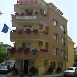 palitra-family-hotel.goldensandshotels.net/