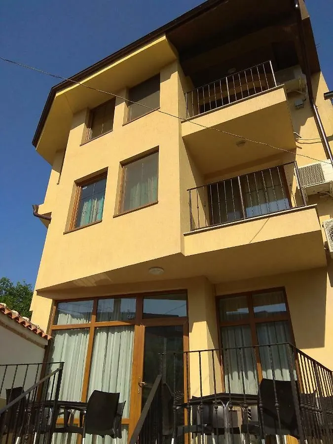 פלובדיב Roots Hotel And Wine Bar