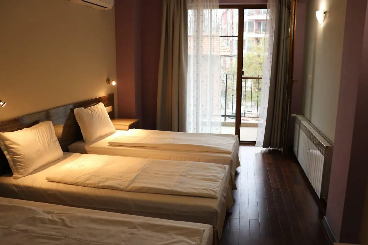 Roots Hotel And Wine Bar Plovdiv 3*,  Bulgaria